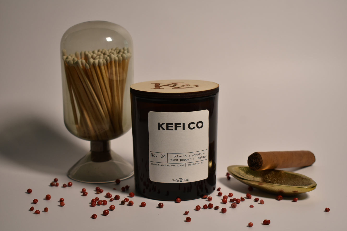 No. 04 - tobacco + neroli + pink pepper + leather